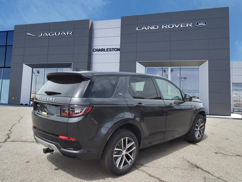 2025 Land Rover Discovery Sport S photo 2