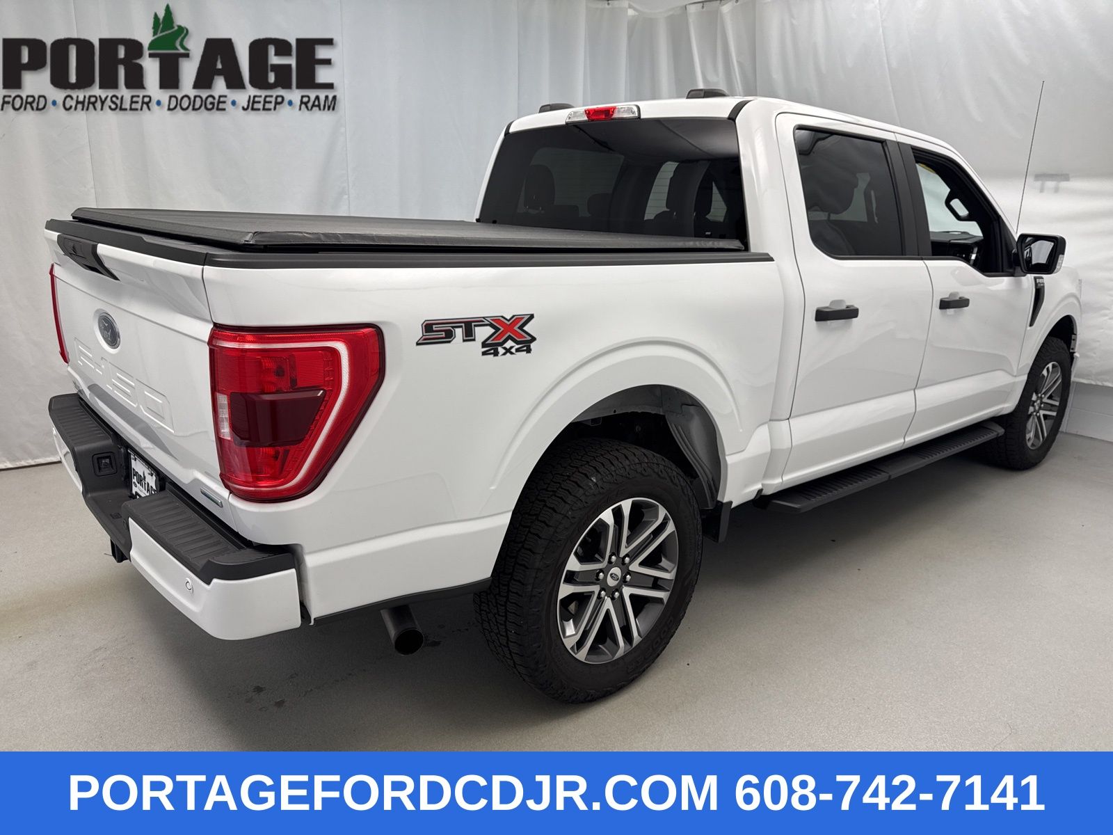 2021 Ford F-150 XL photo 2