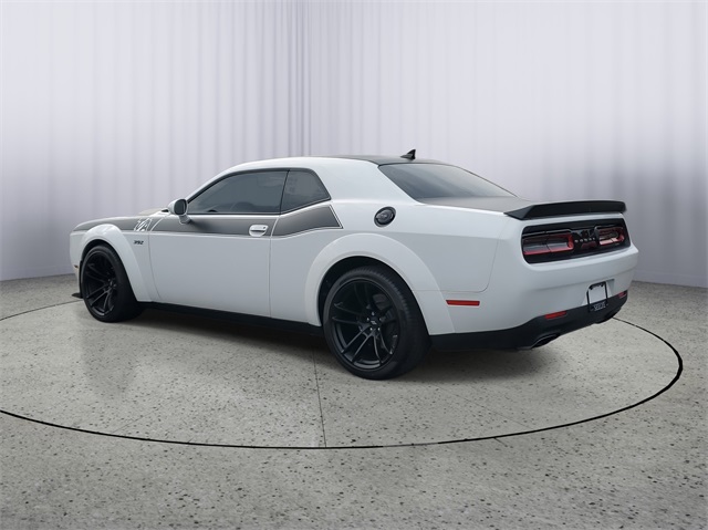 2023 Dodge Challenger R/T Scat Pack Widebody photo 4