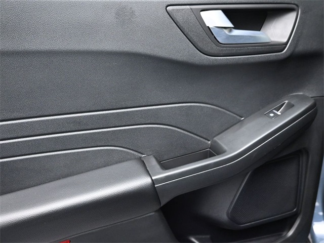 2025 Ford Escape ST-Line photo 11