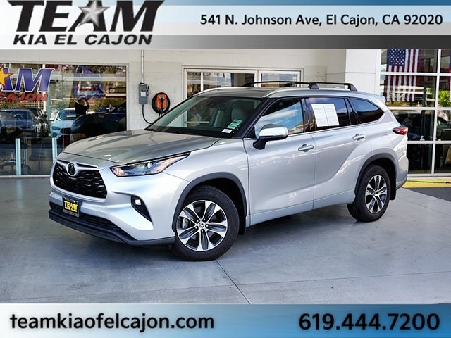 2022 Toyota Highlander XLE