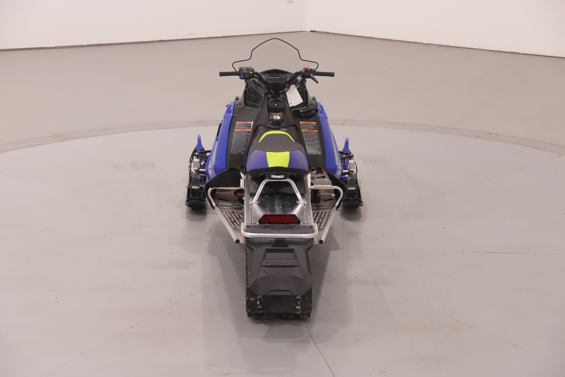 New 2024 Polaris 550 SWITCHBACK SPORT 144 ES ELECTRIC START FAN