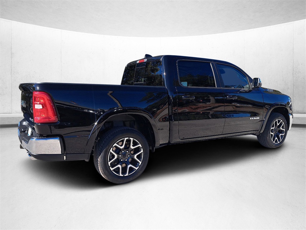 2025 Ram 1500 Laramie photo 4