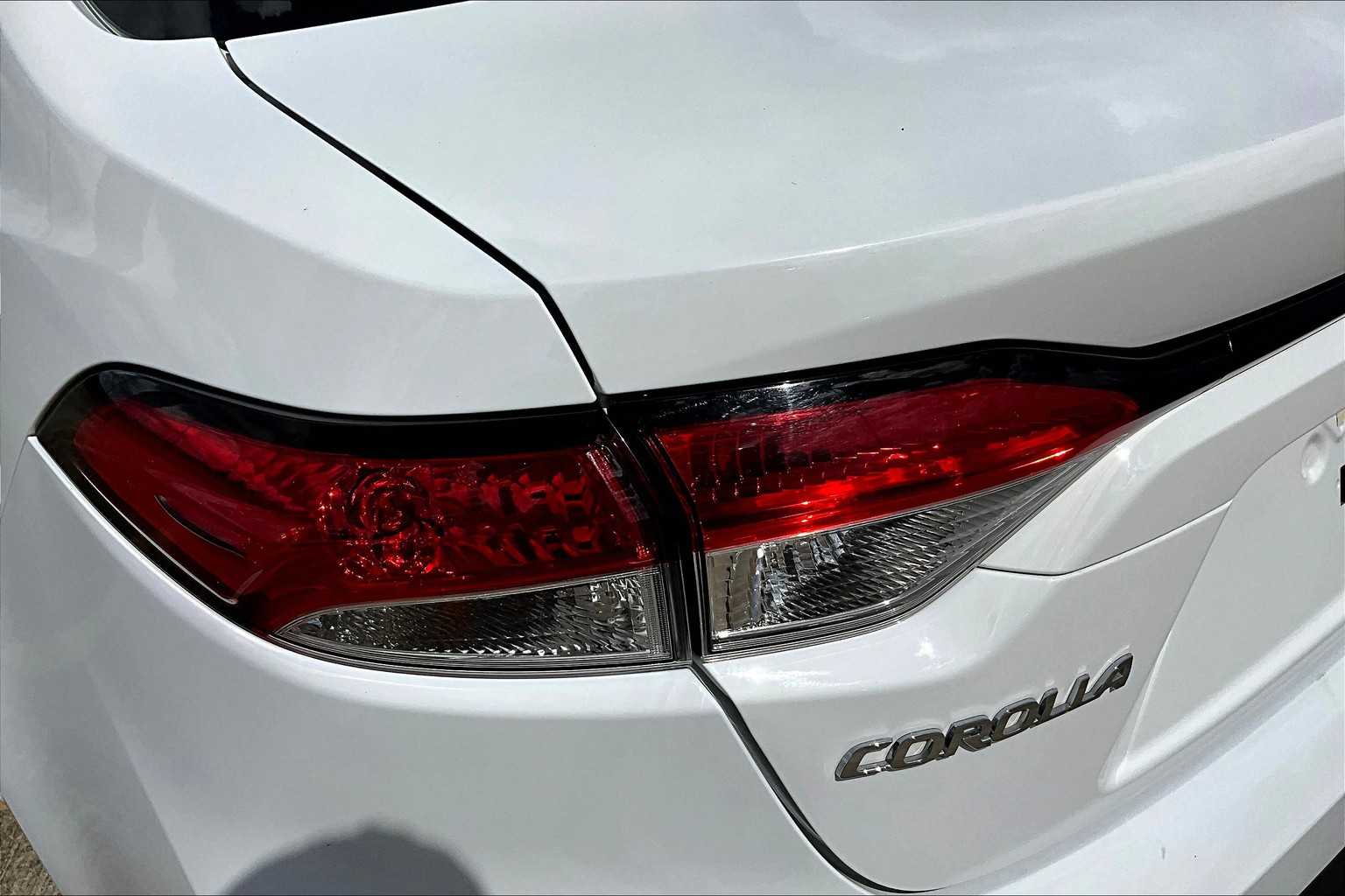 2024 Toyota Corolla LE photo 26