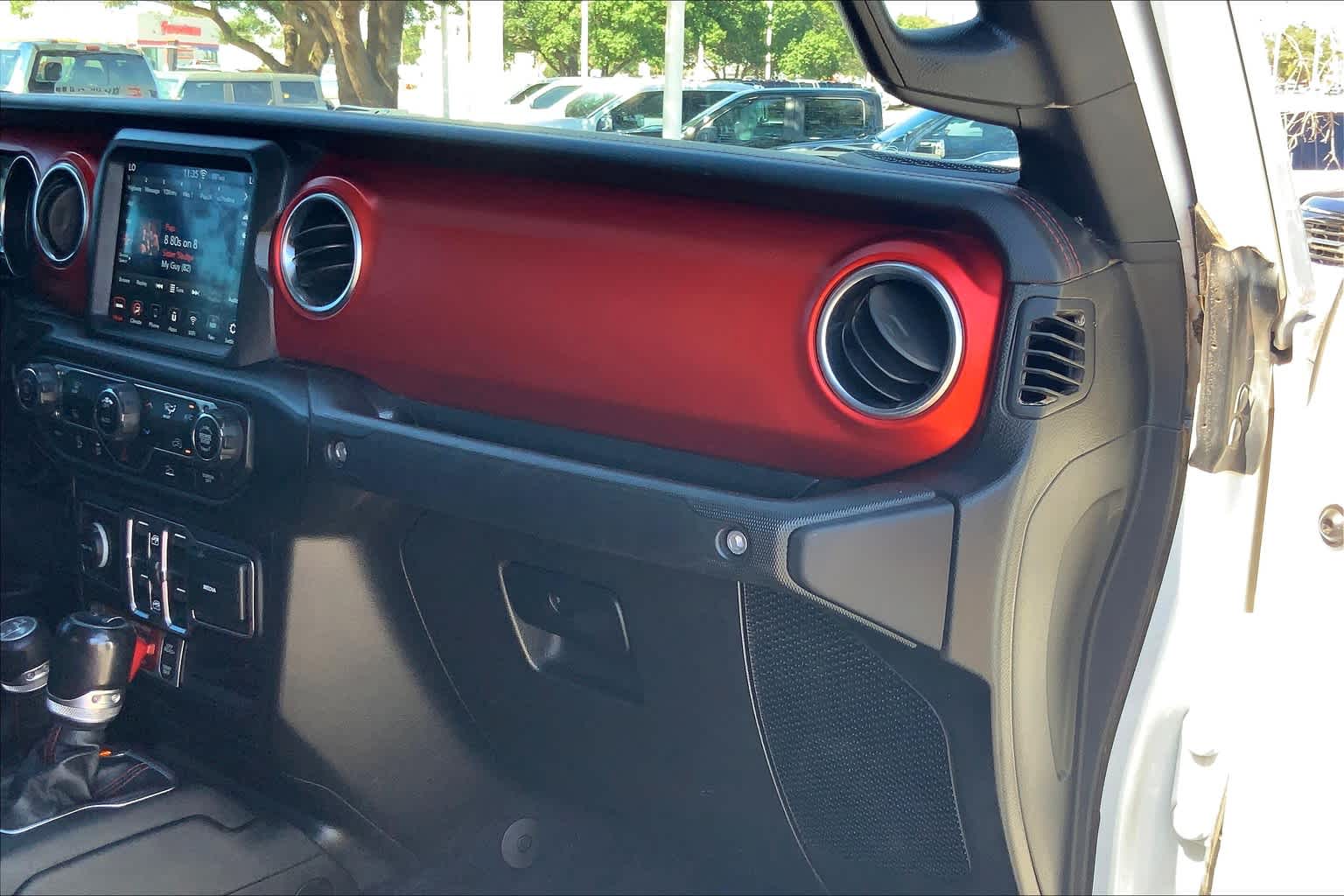 2020 Jeep Gladiator Rubicon photo 20