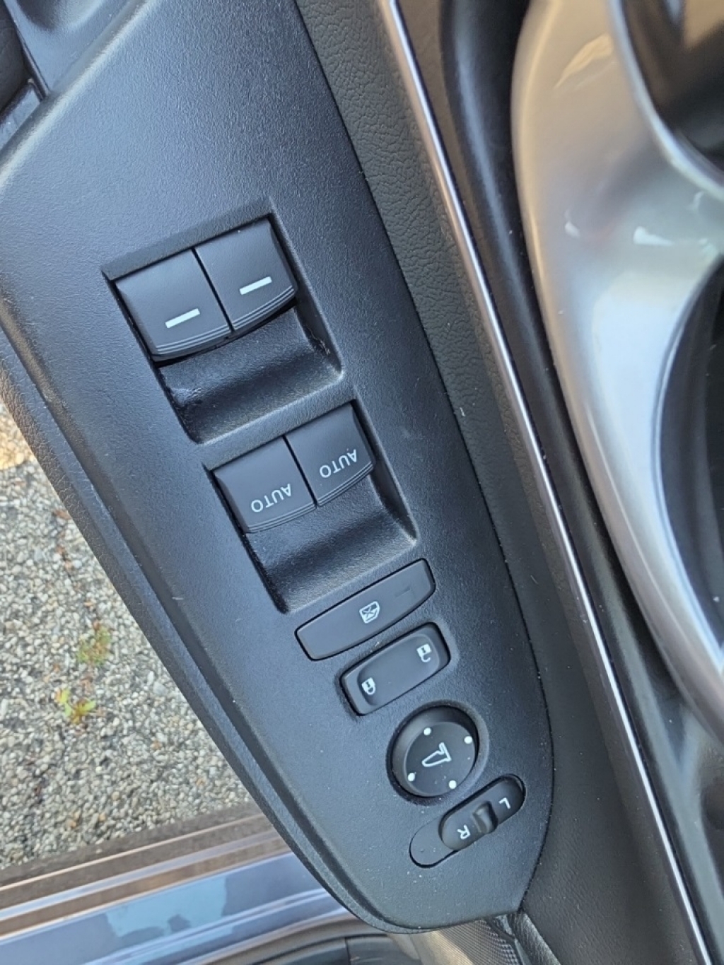 2022 Honda CR-V Hybrid EX-L photo 22