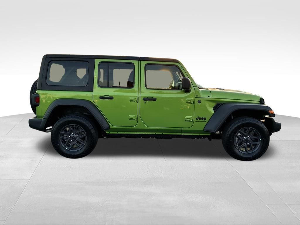 2025 Jeep Wrangler Sport S photo 4