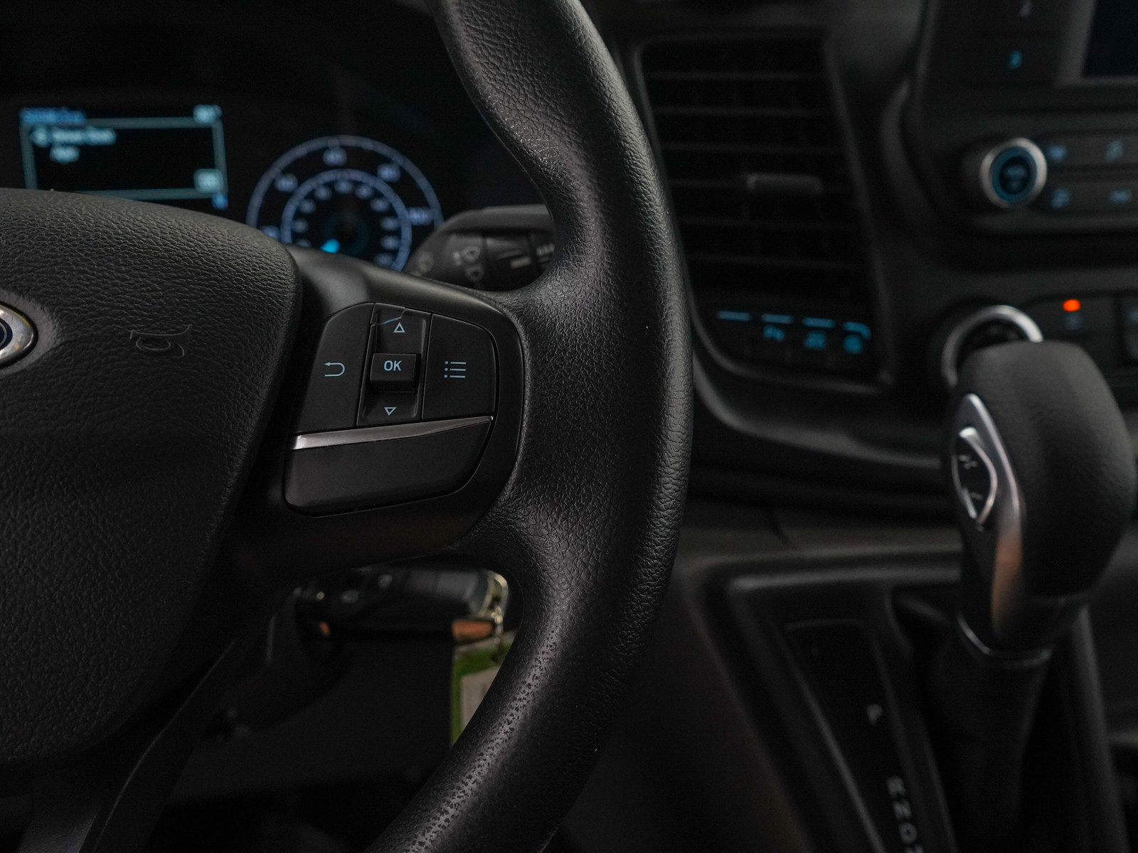 2020 Ford Transit photo 21