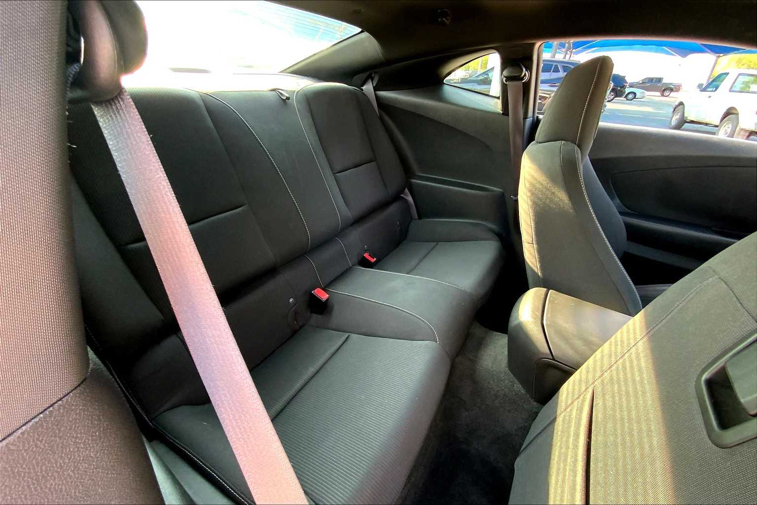 2012 Chevrolet Camaro 1LT photo 17