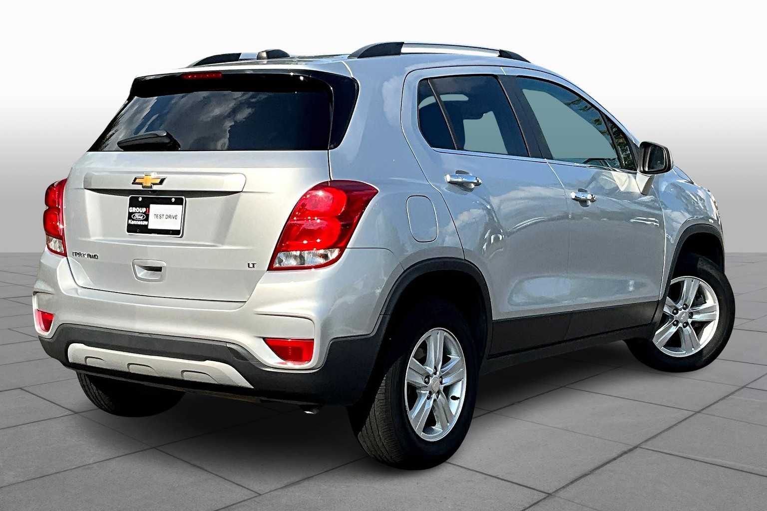 2017 Chevrolet Trax LT photo 11
