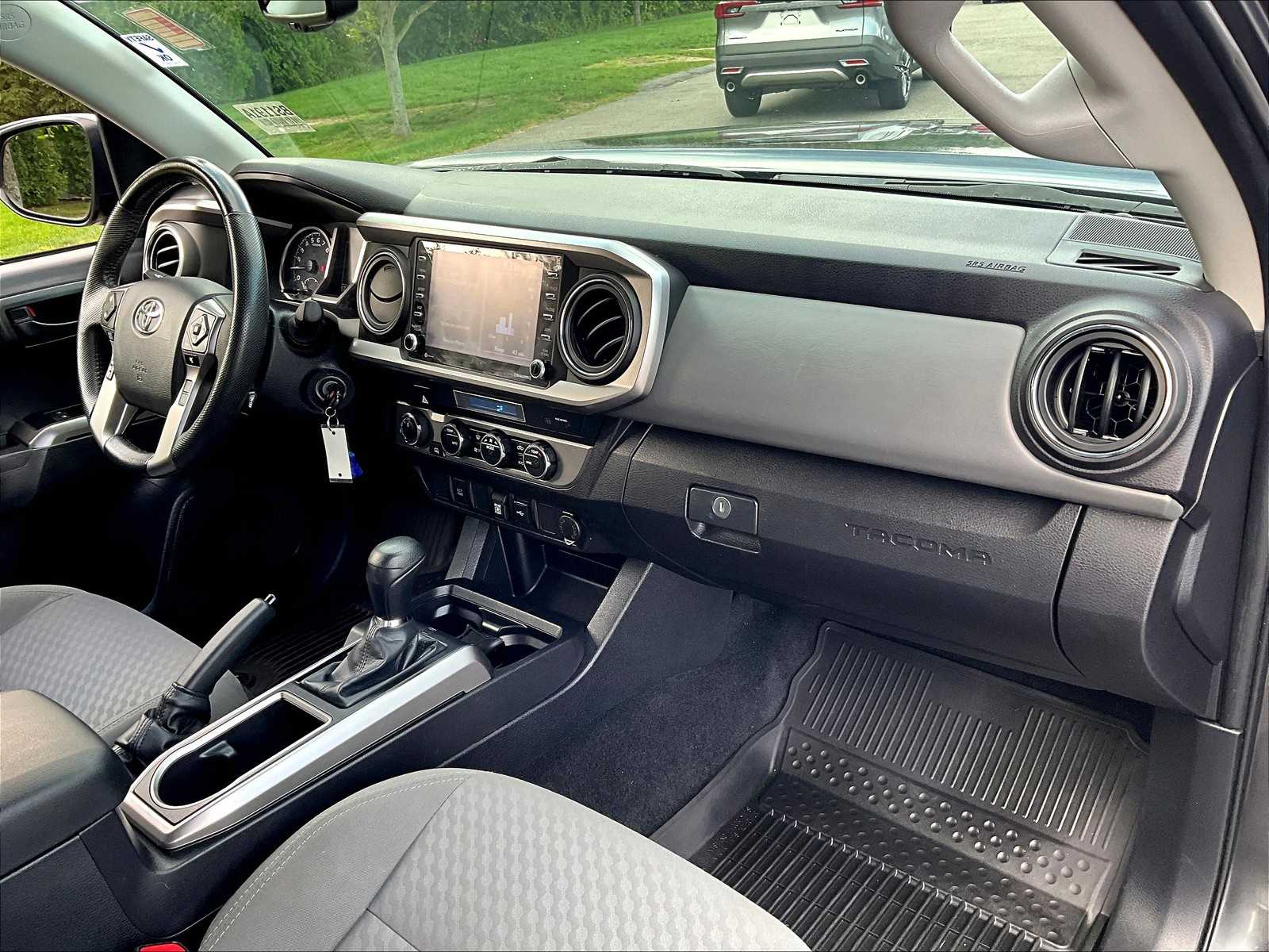 2022 Toyota Tacoma SR5 photo 14