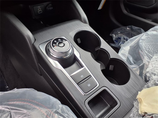 2025 Ford Escape Hybrid ST-Line Select photo 11