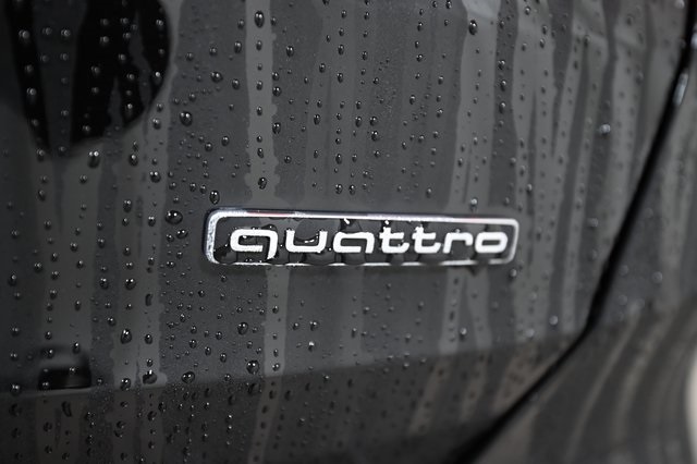 2025 Audi Q3 S line Premium Plus photo 17