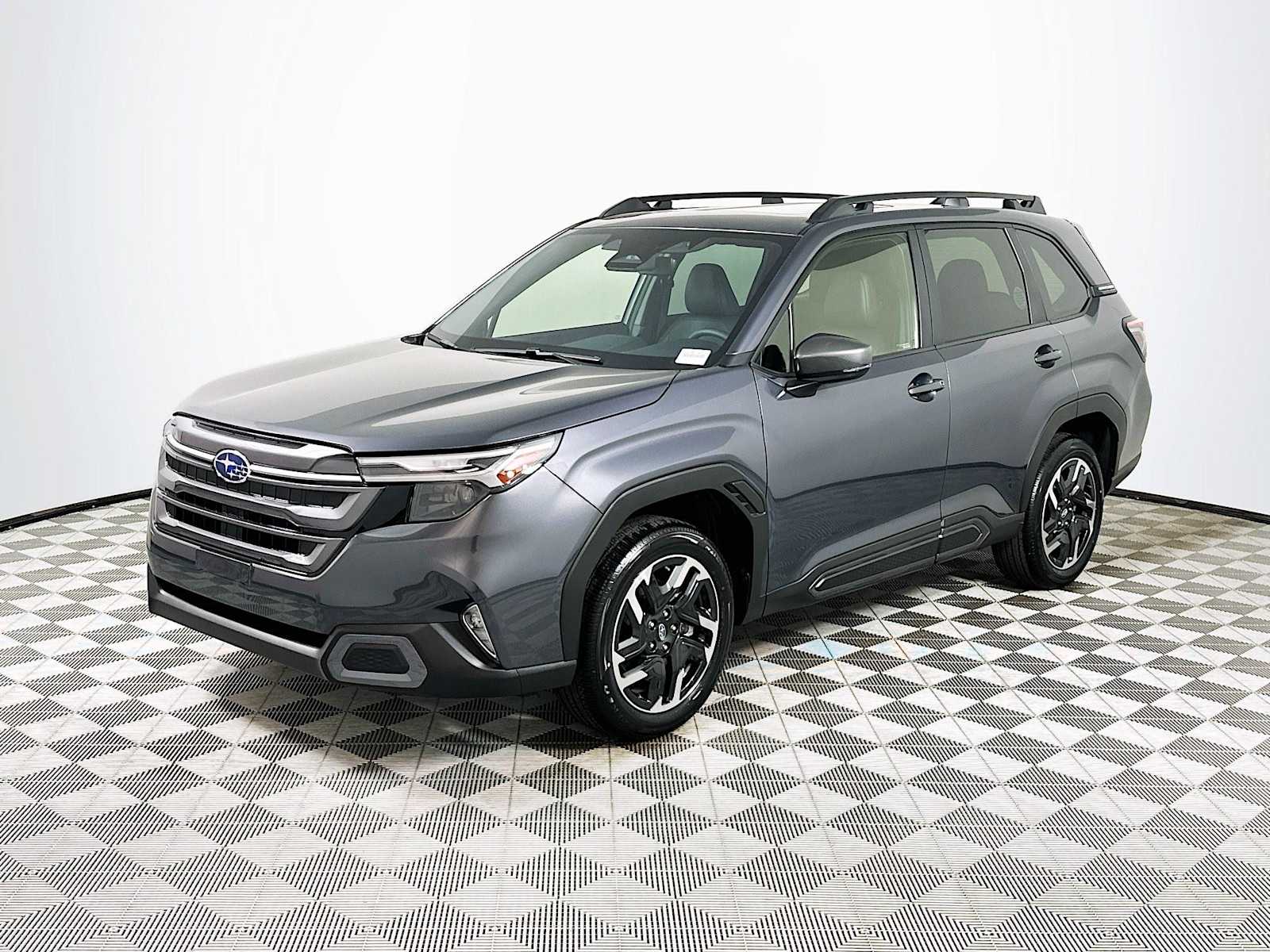 2025 Subaru Forester Limited photo 3