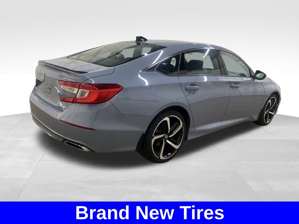 2022 Honda Accord Sport photo 4