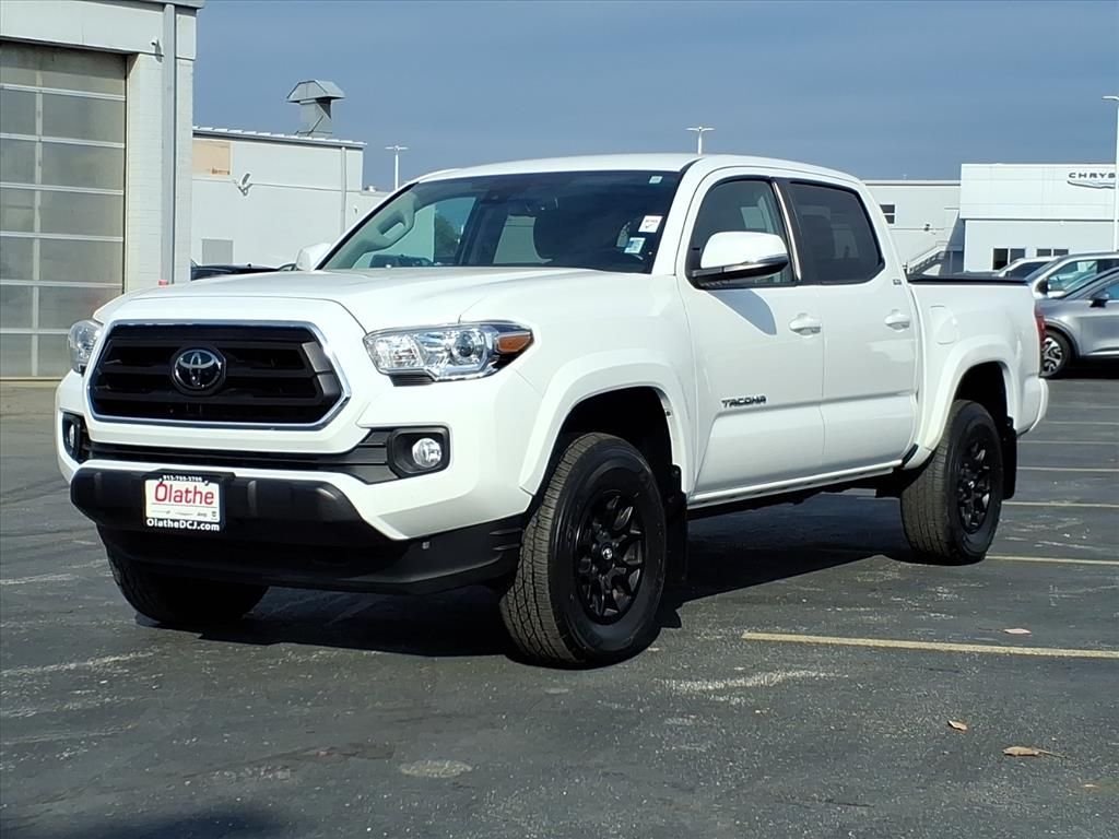 Used 2021 Toyota Tacoma SR5 with VIN 3TMCZ5AN2MM444221 for sale in Kansas City