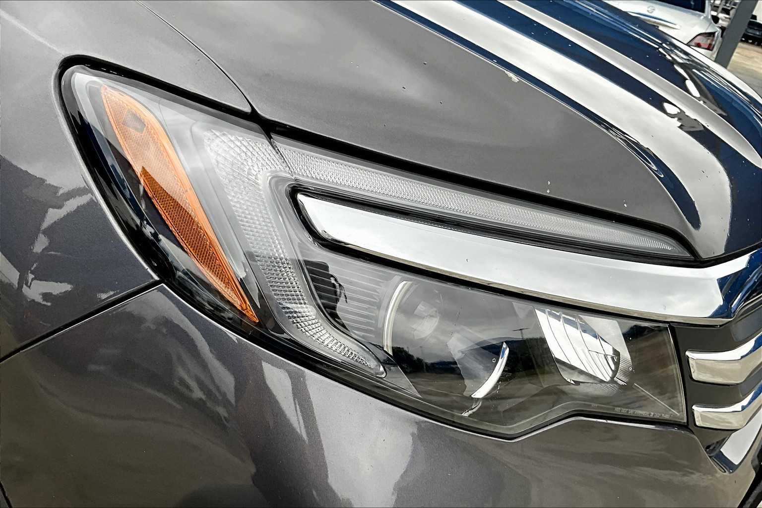 2017 Honda Pilot EX photo 26