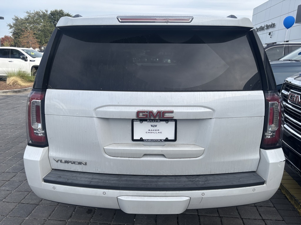 2017 Gmc Yukon SLT photo 4