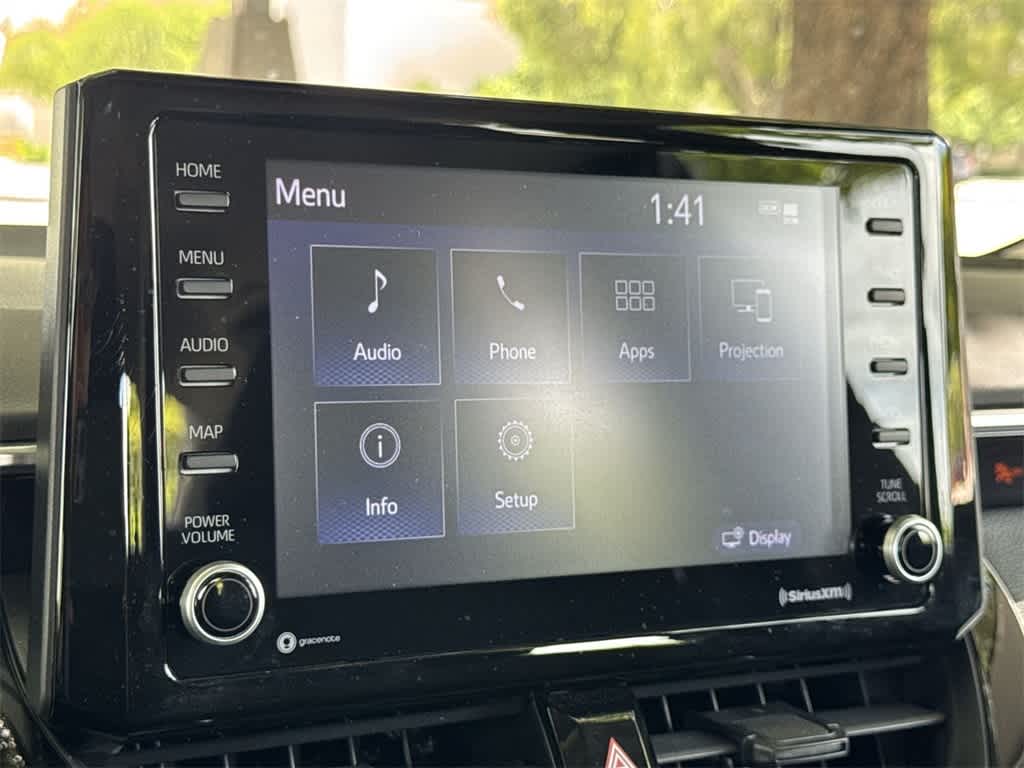 2022 Toyota Corolla LE photo 17