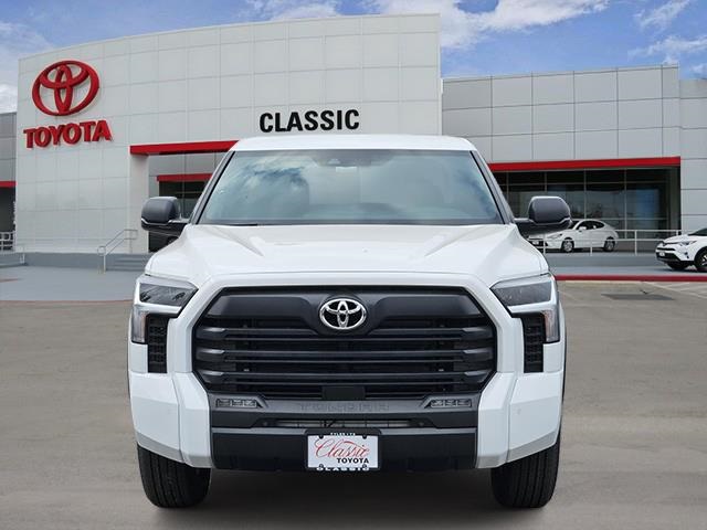 2026 Toyota Tundra SR5 CrewMax photo 2