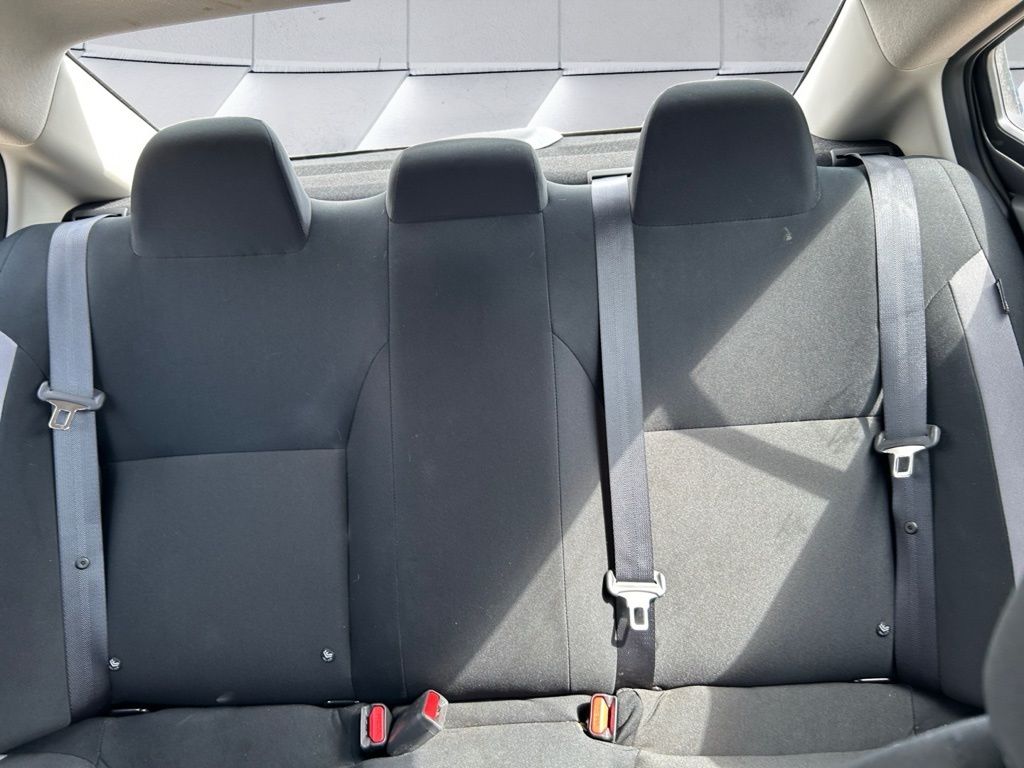 2025 Nissan Versa 1.6 S photo 12