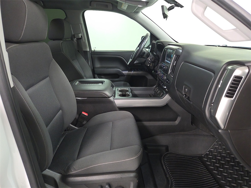 2018 Chevrolet Silverado 1500 LT photo 15