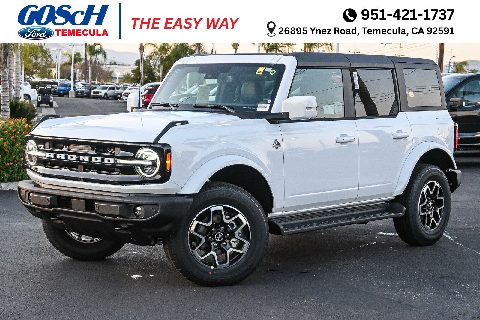 2025 Ford Bronco 4-Door Outer Banks's photo