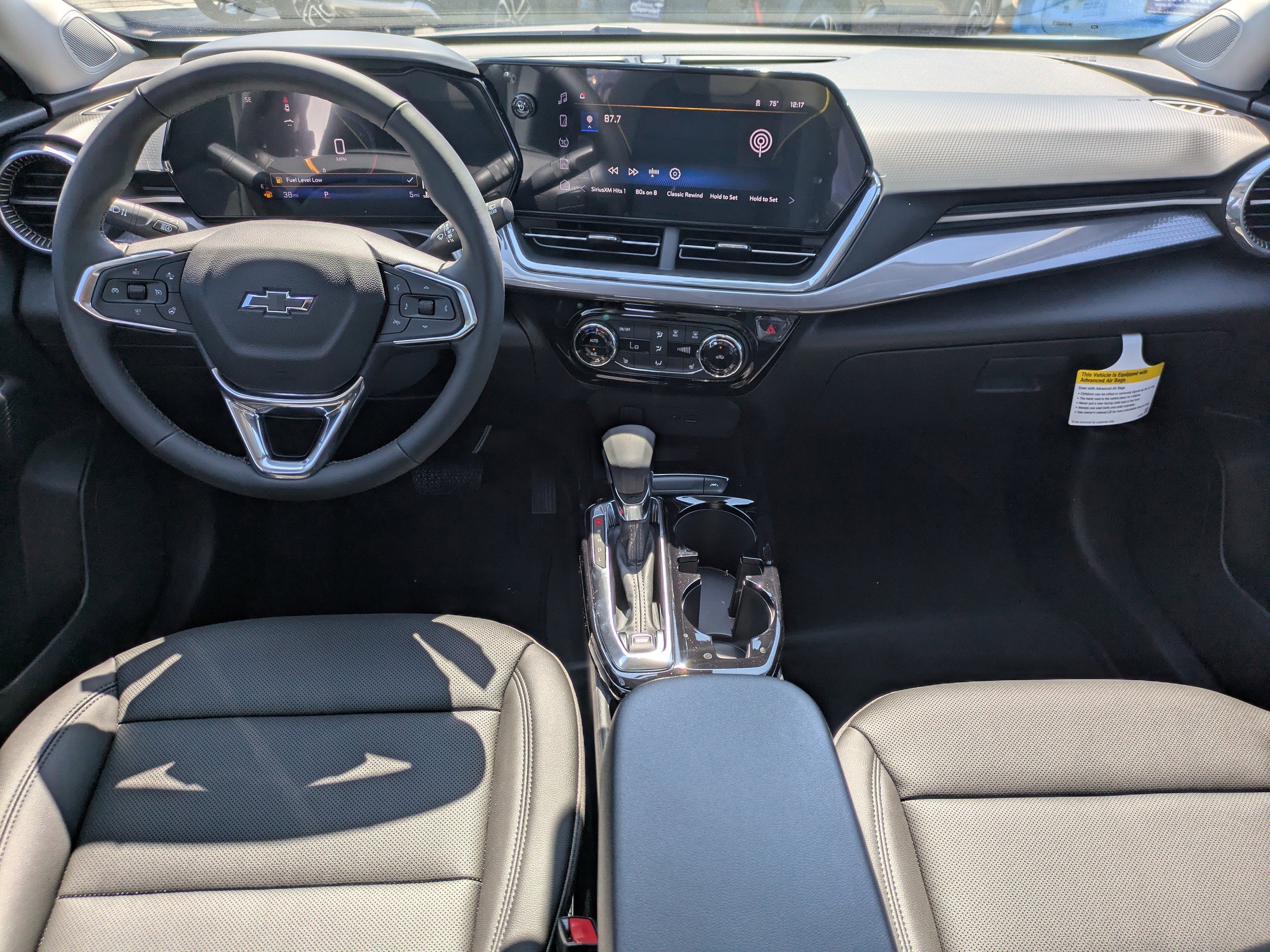 2025 Chevrolet Trax ACTIV photo 14