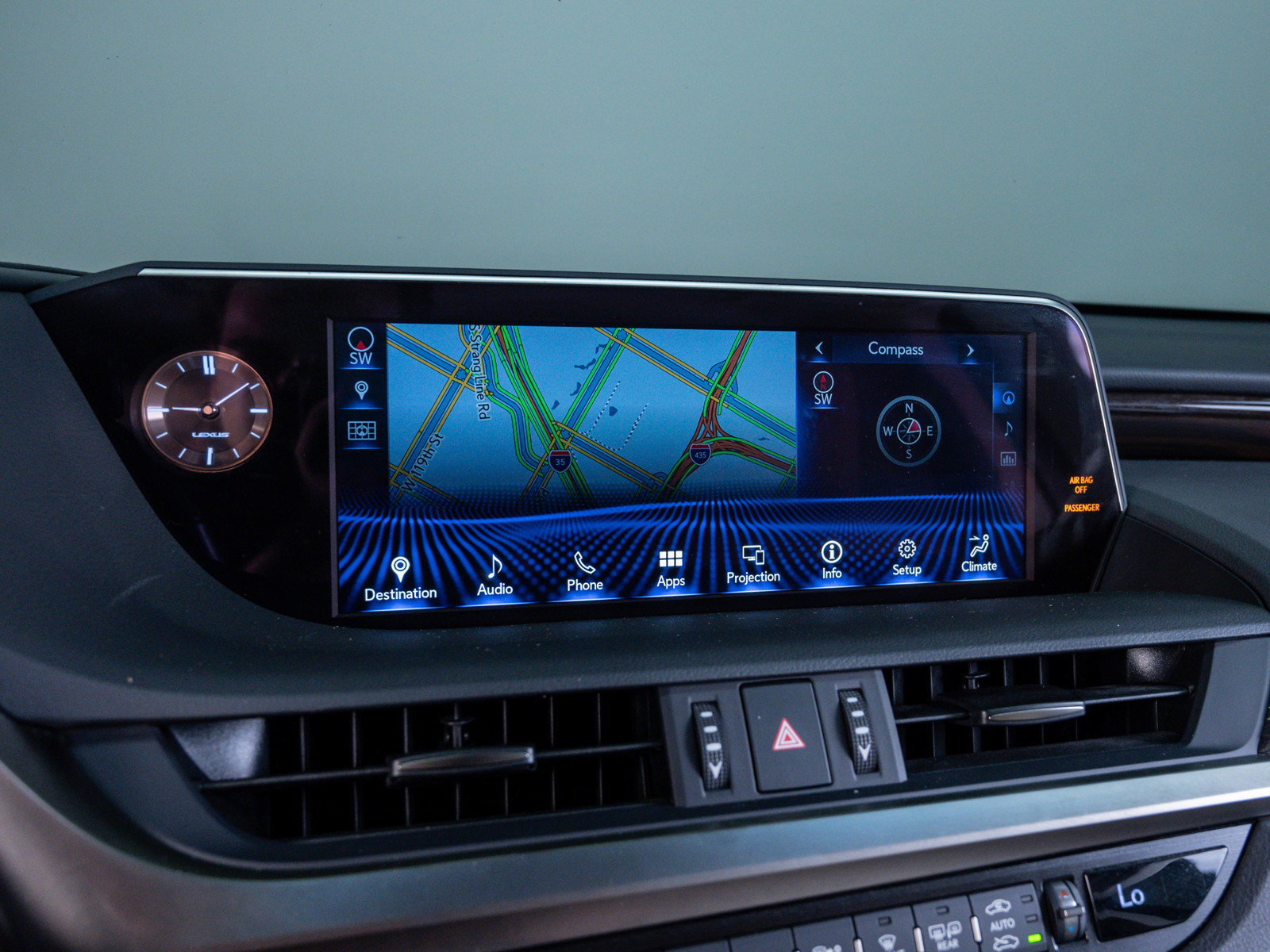 2019 Lexus ES 300h photo 21