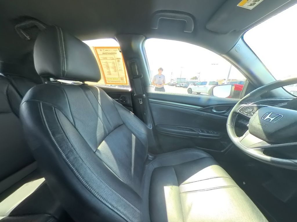 2018 Honda Civic EX-L photo 23