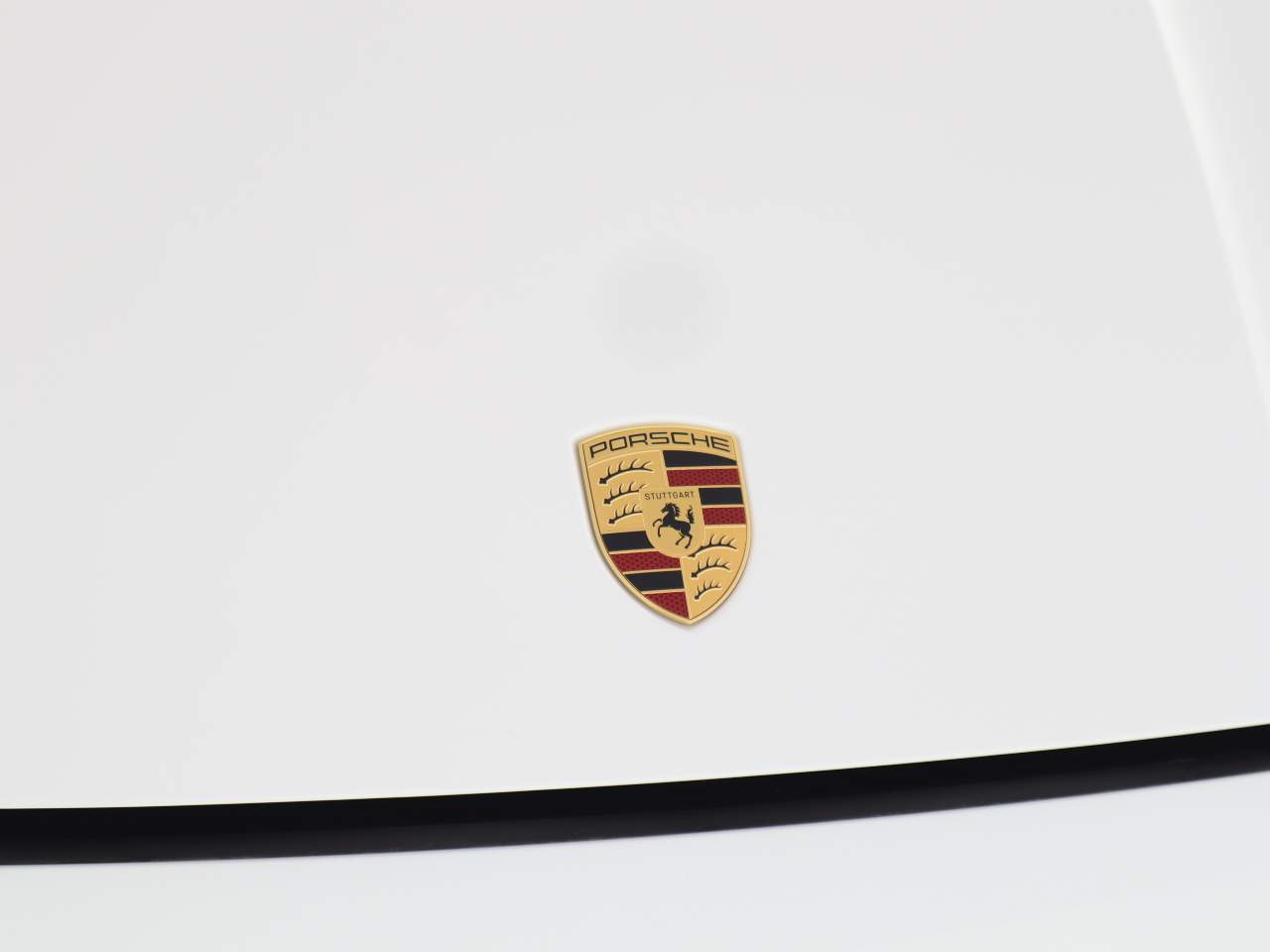 2025 Porsche Cayenne Coupe photo 25