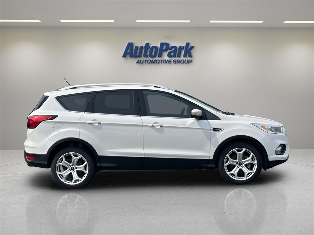 2019 Ford Escape Titanium photo 8