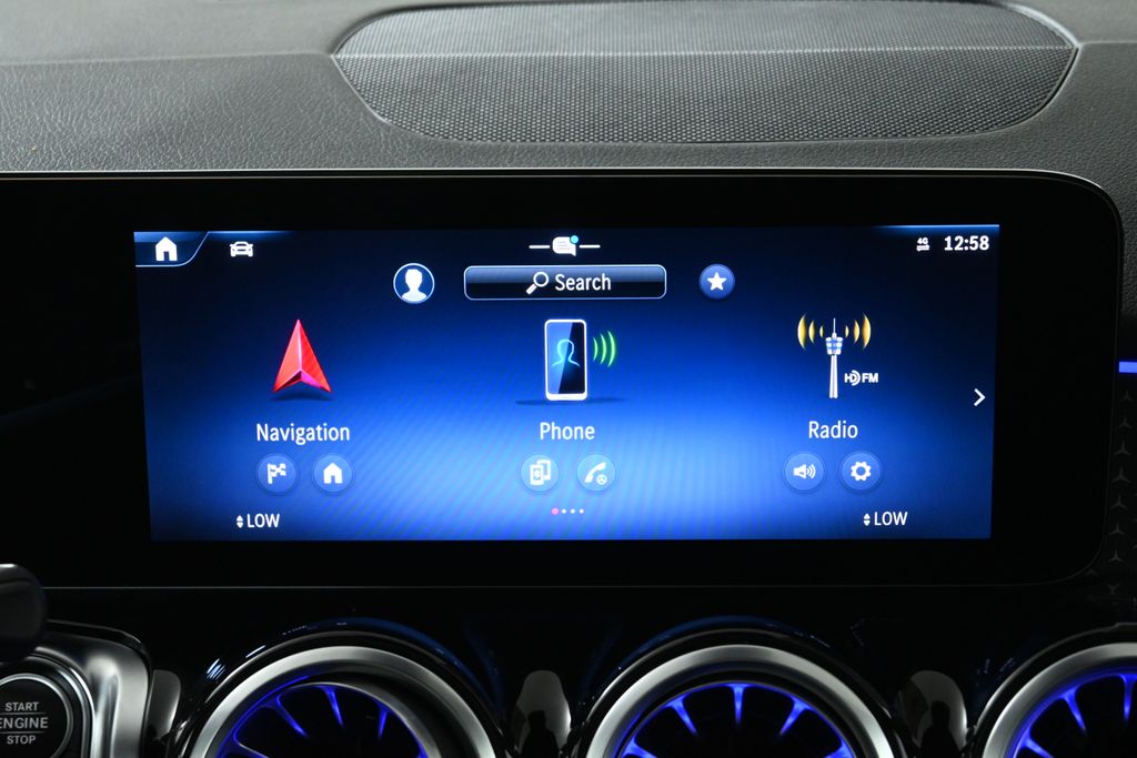 2025 Mercedes Benz GLB 250 4MATIC photo 15