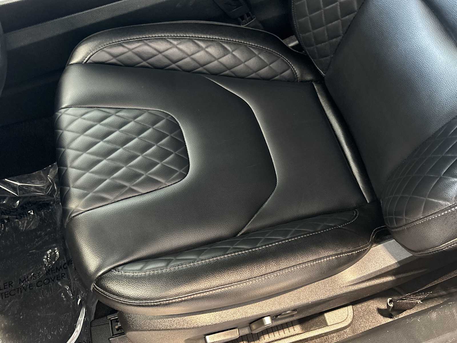 2024 Ford Edge Titanium photo 16
