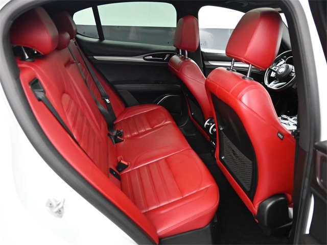 2022 Alfa Romeo Stelvio Ti Sport photo 35