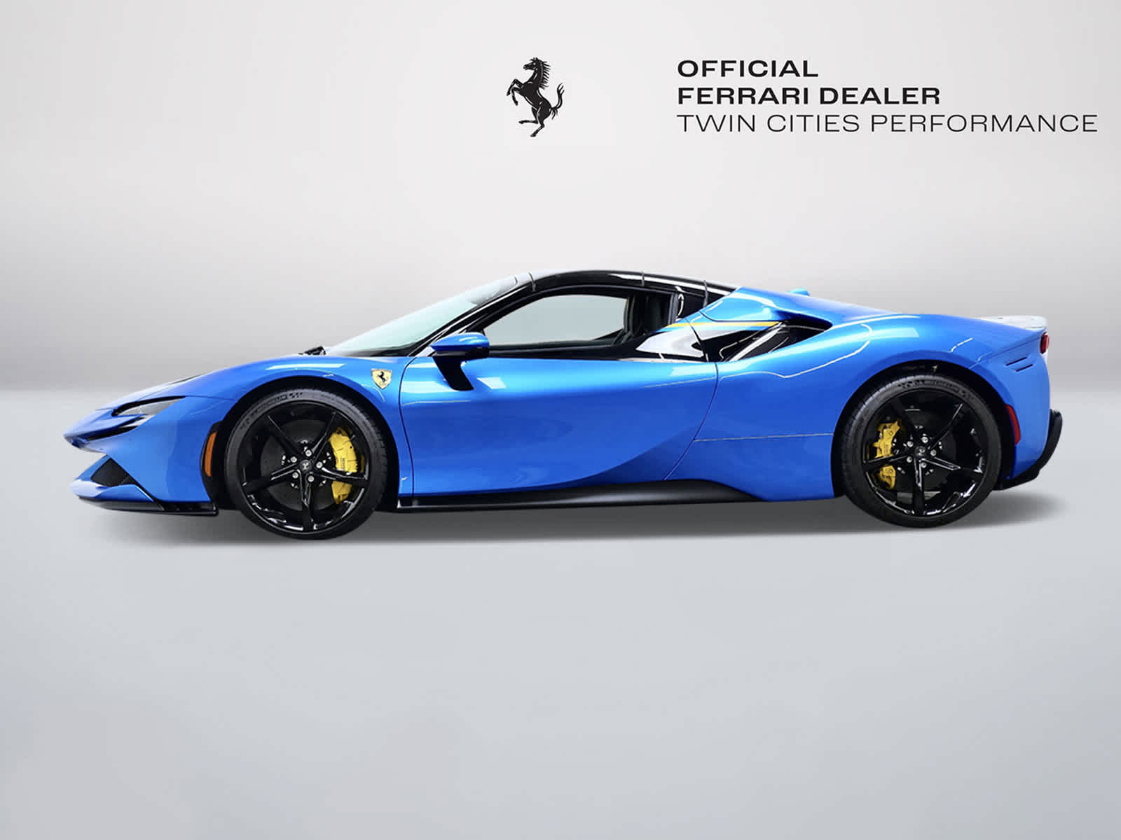 2023 Ferrari SF90 Spider photo 2