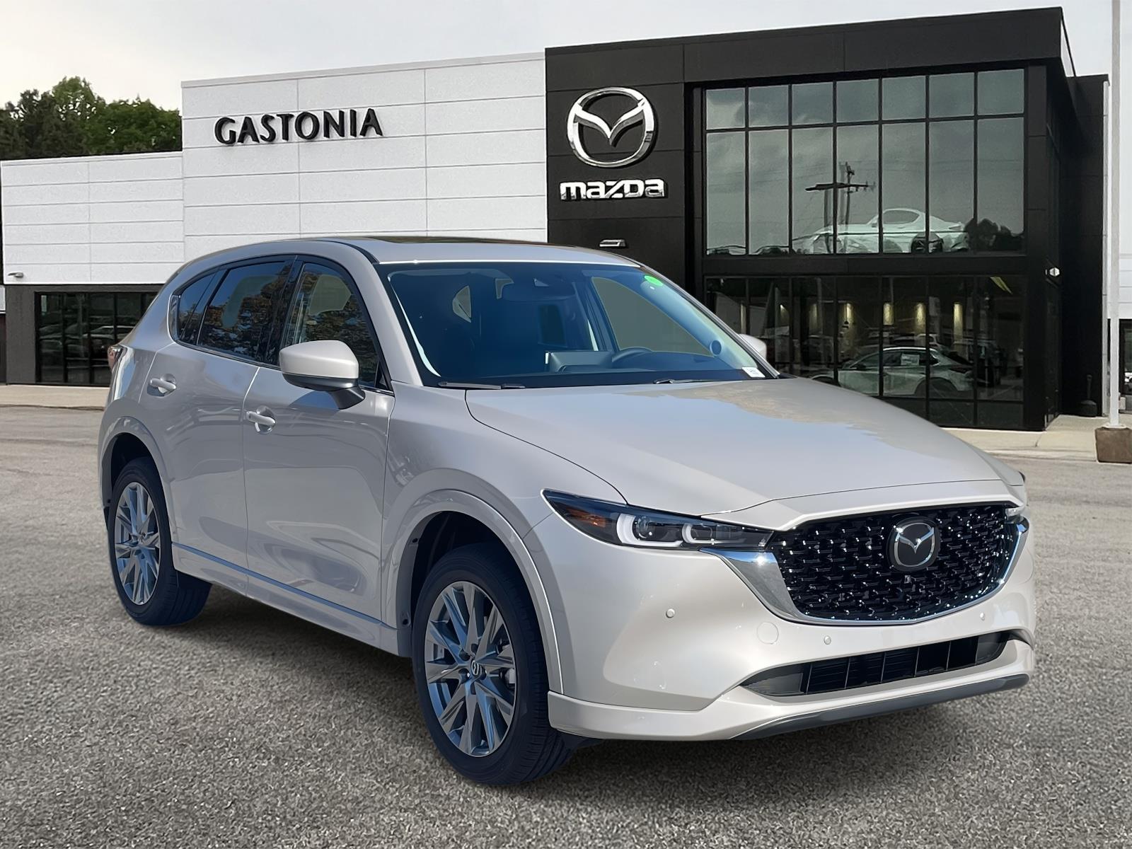 2025 Mazda CX-5 S Premium Plus package's photo