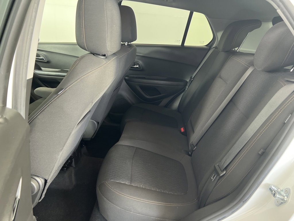 2022 Chevrolet Trax LS photo 15