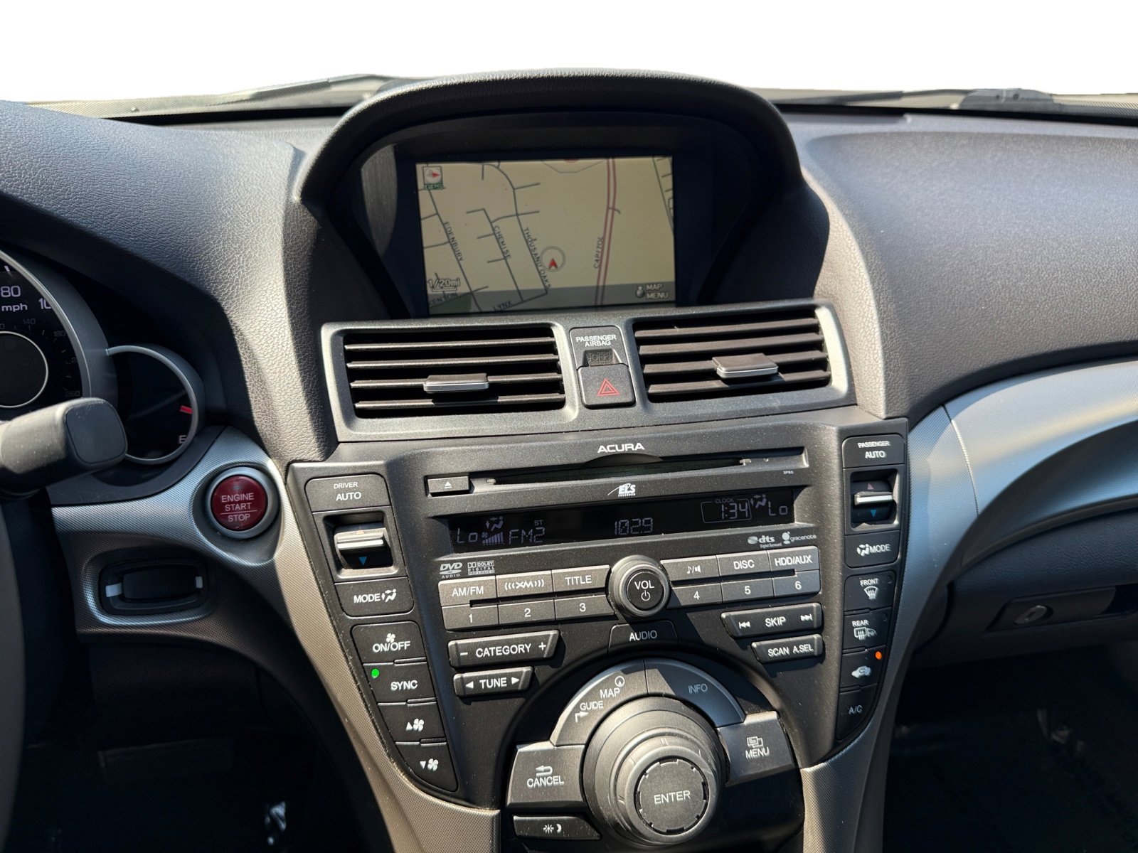 2011 Acura TL Technology photo 12