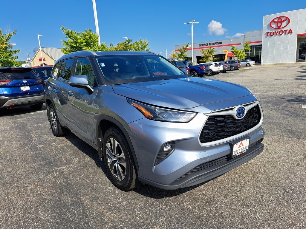 2023 Toyota Highlander Hybrid XLE photo 4