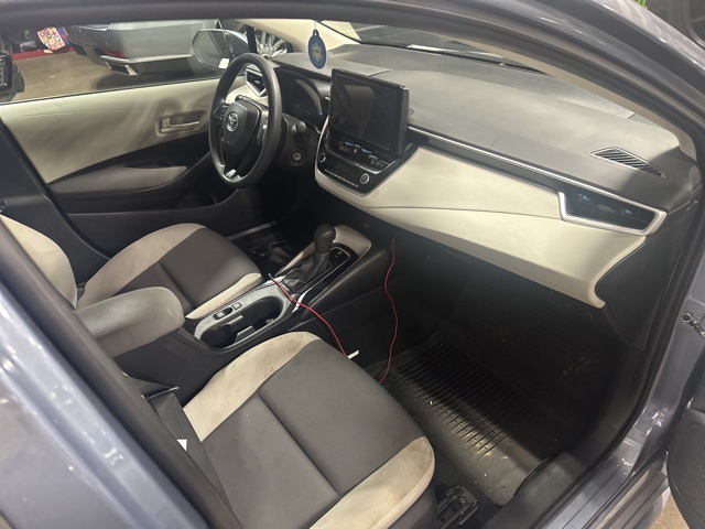 2024 Toyota Corolla LE photo 3