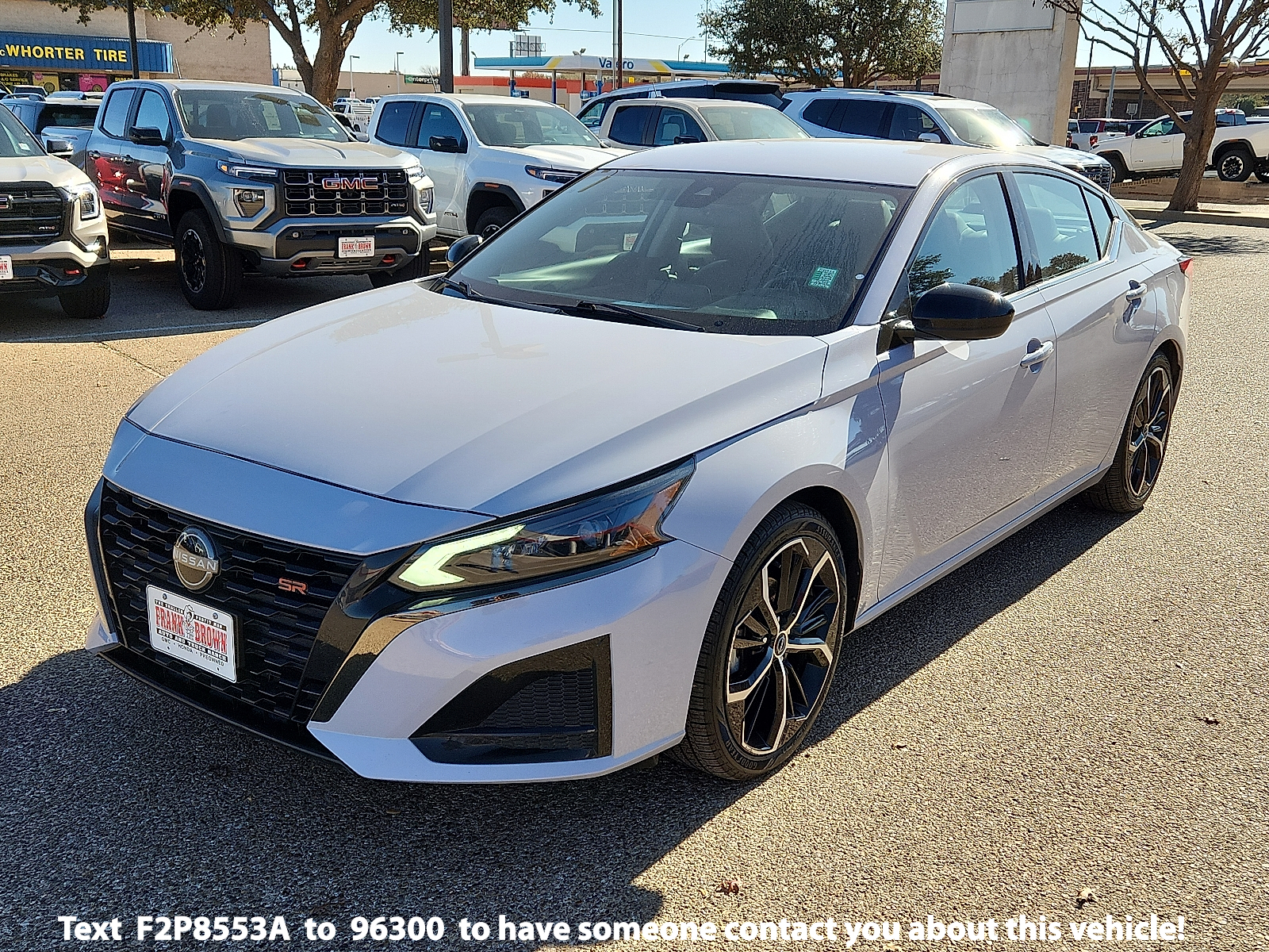 2024 Nissan Altima SR's photo