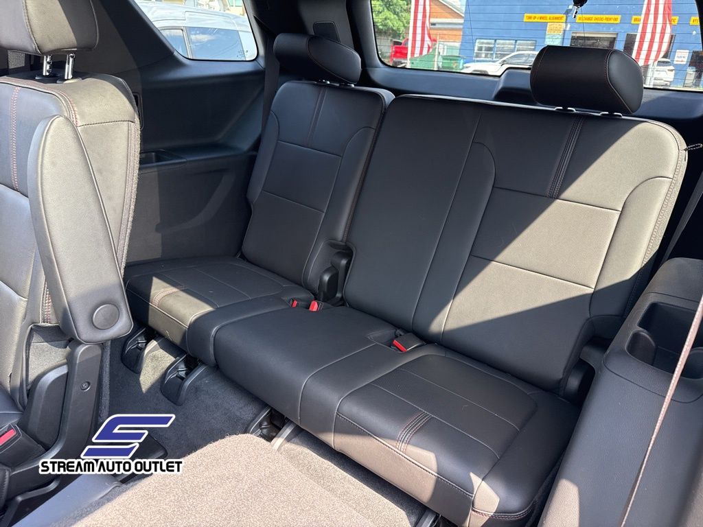 2023 Chevrolet Traverse RS photo 26