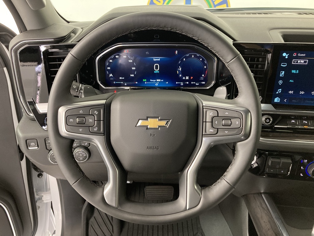 2026 Chevrolet Silverado 1500 LTZ photo 7