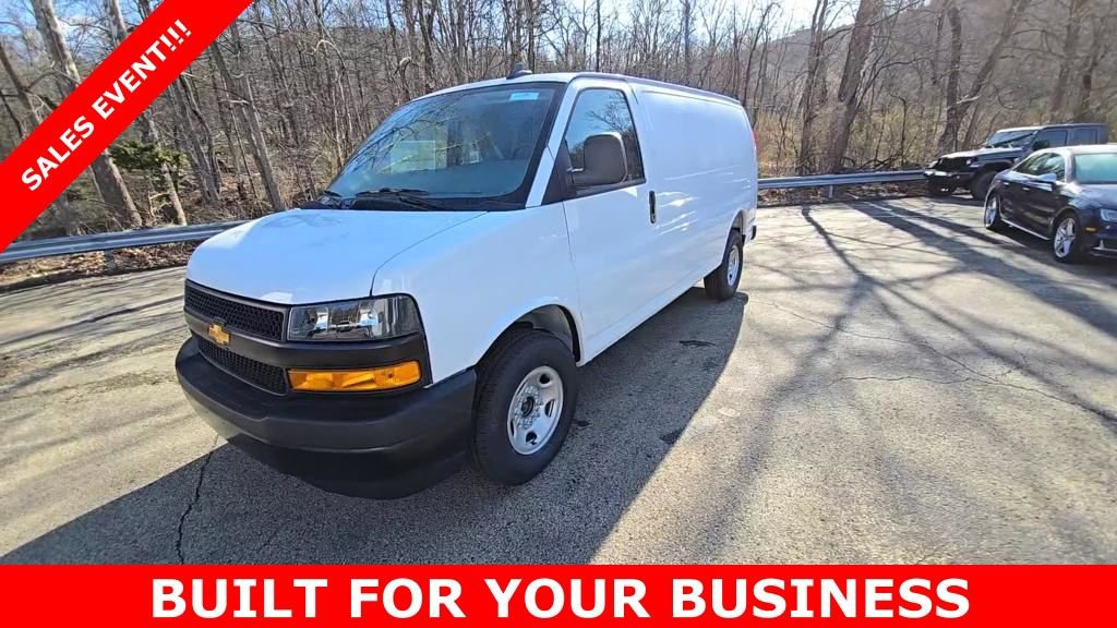 2025 Chevrolet Express 2500 Work Van Cargo photo 2