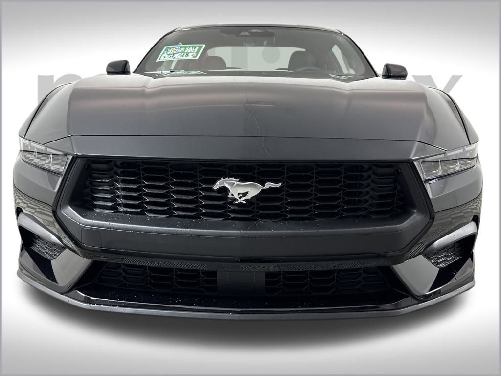 2025 Ford Mustang EcoBoost Premium photo 10