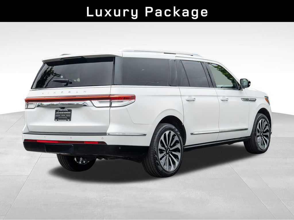 2024 Lincoln Navigator L Reserve photo 4