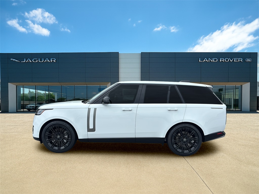 2025 Land Rover Range Rover SE photo 5