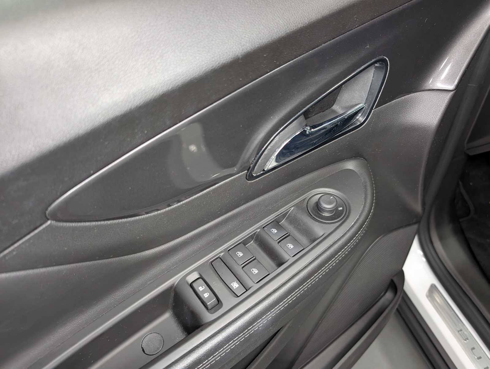 2021 Buick Encore Preferred photo 35