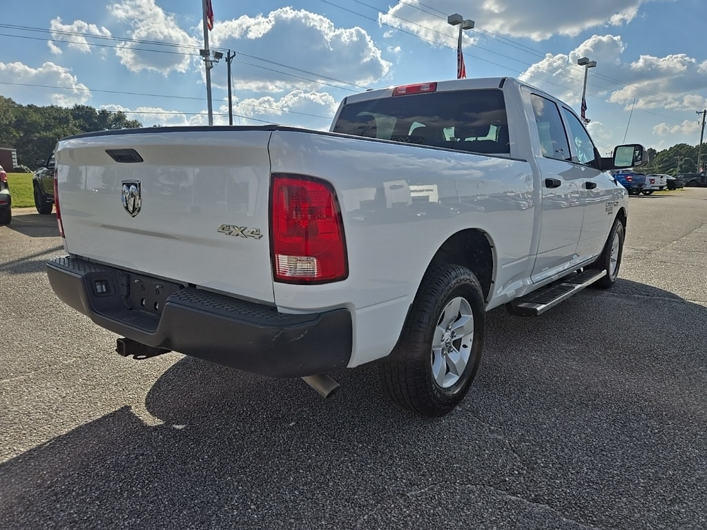 2021 Ram 1500 Classic Tradesman photo 2